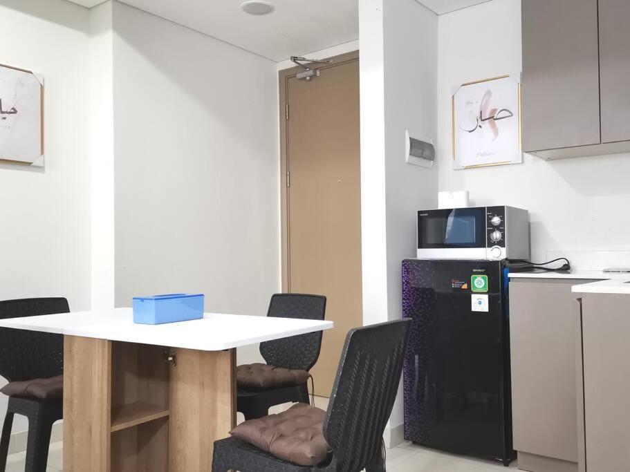 Pik Family 2 Bedroom, 5 Beds & Balcony Best View Jakarta Extérieur photo